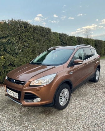 Ford Kuga cena 52000 przebieg: 106000, rok produkcji 2014 z Poddębice małe 56